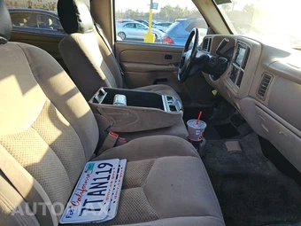 2005 Chevrolet Suburban 1500 LS – miniatura 8