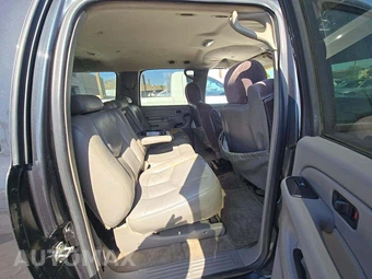 2005 Chevrolet Suburban 1500 LT 1SM - miniatura 17
