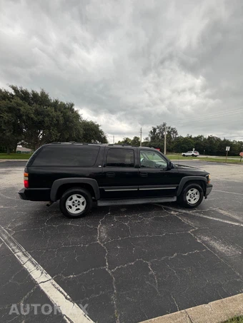 2005 Chevrolet Suburban 1500 LT 1SM - miniatura 3