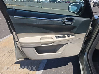 2005 Chrysler 300 Touring – miniatura 9