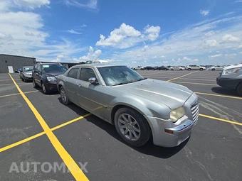 2005 Chrysler 300C – miniatura 3