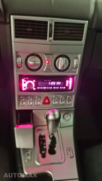 2005 Chrysler Crossfire SRT6 Coupe - miniatura 13