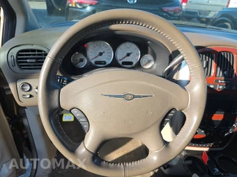 2005 Chrysler Town & Country Limited 119.3" WB - miniatura 10