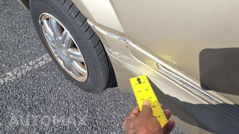 2005 Chrysler Town & Country Limited 119.3" WB - miniatura 26
