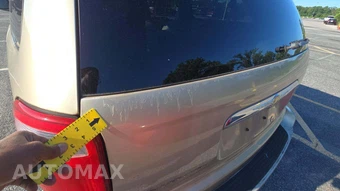 2005 Chrysler Town & Country Limited 119.3" WB - miniatura 30