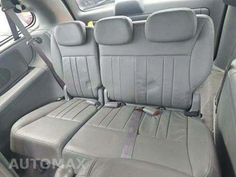 2005 Chrysler Town & Country Touring 119.3" WB - miniatura 14