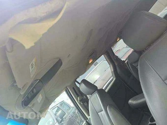 2005 Chrysler Town & Country Touring 119.3" WB - miniatura 24