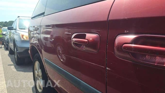 2005 Dodge Caravan SXT Minivan 113.3" WB – miniatura 23