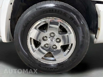 2005 Dodge Dakota Laramie Crew Cab Medium Bed - miniatura 35