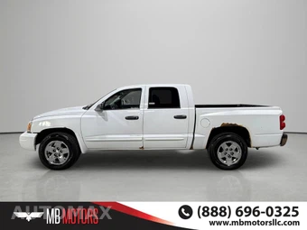 2005 Dodge Dakota Laramie Crew Cab Medium Bed - miniatura 8