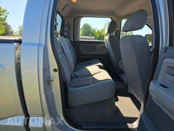 2005 Dodge Dakota SLT Crew Cab Medium Bed - miniatura 16