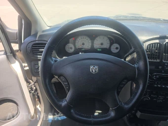2005 Dodge Grand Caravan SXT Minivan 119.3