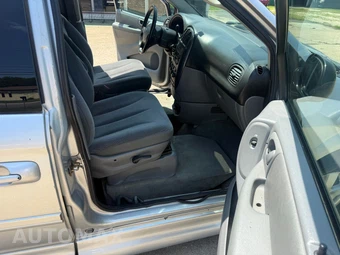 2005 Dodge Grand Caravan SXT Minivan 119.3" WB - miniatura 11
