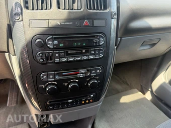 2005 Dodge Grand Caravan SXT Minivan 119.3" WB - miniatura 15