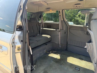 2005 Dodge Grand Caravan SXT Minivan 119.3" WB - miniatura 26
