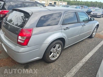 2005 Dodge Magnum SXT - miniatura 4