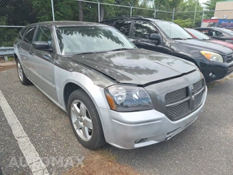 2005 Dodge Magnum SXT - miniatura 5