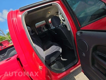 2005 Dodge Ram 1500 SLT Crew Cab Medium Bed – miniatura 16