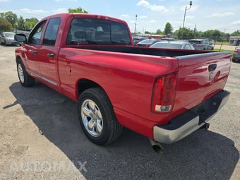 2005 Dodge Ram 1500 SLT Crew Cab Medium Bed – miniatura 2