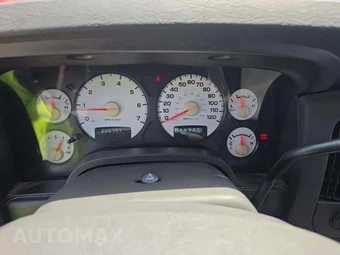 2005 Dodge Ram 1500 SLT Crew Cab Medium Bed – miniatura 9