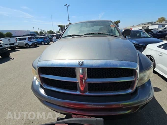 2005 Dodge Ram 1500 SLT Crew Cab Medium Bed – miniatura 2
