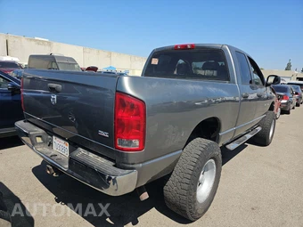 2005 Dodge Ram 1500 SLT Crew Cab Medium Bed – miniatura 4