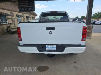 2005 Dodge Ram 1500 SLT Crew Cab Medium Bed – miniatura 3