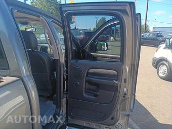 2005 Dodge Ram 1500 SLT Crew Cab Medium Bed - miniatura 13