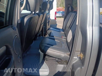 2005 Dodge Ram 1500 SLT Crew Cab Medium Bed - miniatura 16