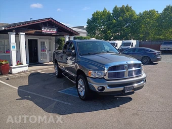 2005 Dodge Ram 1500 SLT Crew Cab Medium Bed - miniatura 3