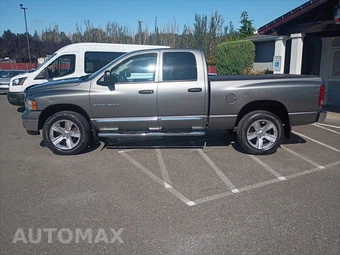 2005 Dodge Ram 1500 SLT Crew Cab Medium Bed - miniatura 4
