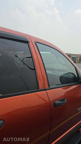 2005 Dodge Ram 1500 SLT Crew Cab Medium Bed – miniatura 28