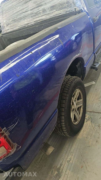 2005 Dodge Ram 1500 SLT Crew Cab Medium Bed – miniatura 37