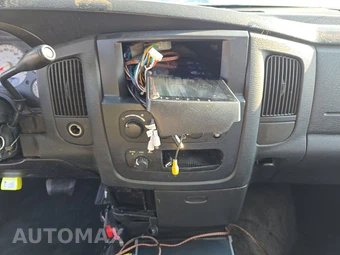 2005 Dodge Ram 1500 SLT Crew Cab Medium Bed - miniatura 11