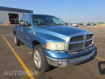 2005 Dodge Ram 1500 SLT Crew Cab Medium Bed - miniatura 3