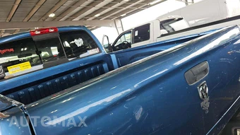 2005 Dodge Ram 1500 SLT Crew Cab Medium Bed - miniatura 34
