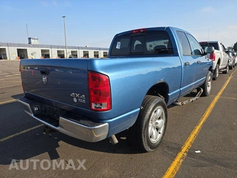 2005 Dodge Ram 1500 SLT Crew Cab Medium Bed - miniatura 4