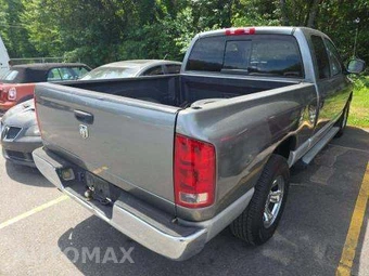 2005 Dodge Ram 1500 ST Crew Cab Medium Bed – miniatura 3
