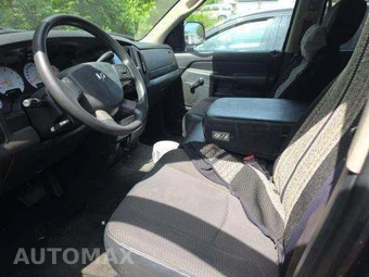 2005 Dodge Ram 1500 ST Crew Cab Medium Bed – miniatura 6
