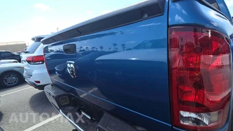 2005 Dodge Ram 2500 SLT Crew Cab Medium Bed – miniatura 28