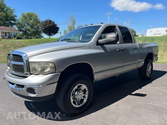 2005 Dodge Ram 2500 SLT Crew Cab Medium Bed - miniatura 3