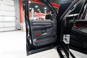 2005 Dodge Ram SRT-10 Crew Cab Medium Bed - miniatura 25