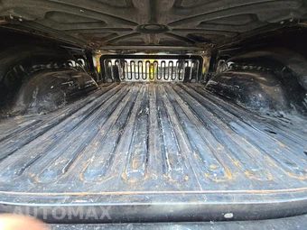 2005 Dodge Ram SRT-10 Crew Cab Medium Bed - miniatura 16