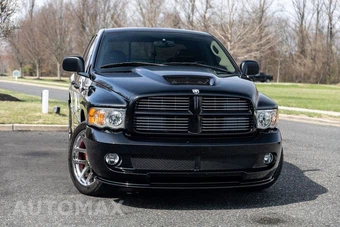 2005 Dodge Ram SRT-10 Crew Cab Medium Bed - miniatura 2