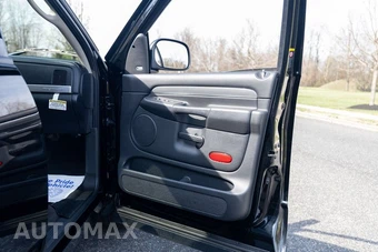 2005 Dodge Ram SRT-10 Crew Cab Medium Bed - miniatura 35