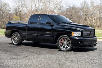 2005 Dodge Ram SRT-10 Crew Cab Medium Bed - miniatura 4