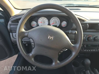 2005 Dodge Stratus Sedan SXT – miniatura 10