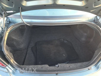 2005 Dodge Stratus Sedan SXT – miniatura 16