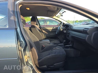 2005 Dodge Stratus Sedan SXT – miniatura 8