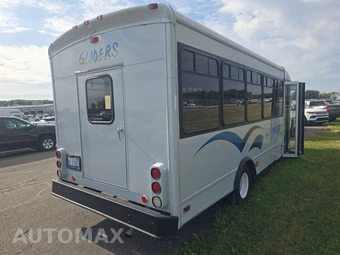 2005 Ford E-450 Base DRW - miniatura 4